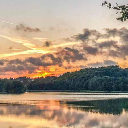 بيت للعطل In With Wifi